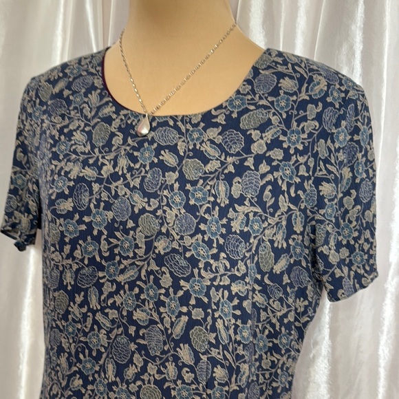 Talbots Navy Floral Midi Dress – Vintage-Inspired Charm Size 10 - Picture 5 of 7